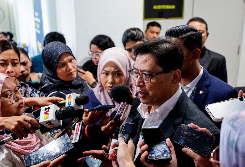 Ketua Pesuruhjaya Suruhanjaya Pencegahan Rasuah Malaysia (SPRM) Tan Sri Azam Baki ketika sidang media selepas Majlis Apresiasi Penambahbaikan Tatakelola Agensi (APTA) Peringkat Negeri hari ini. - fotoBERNAMA