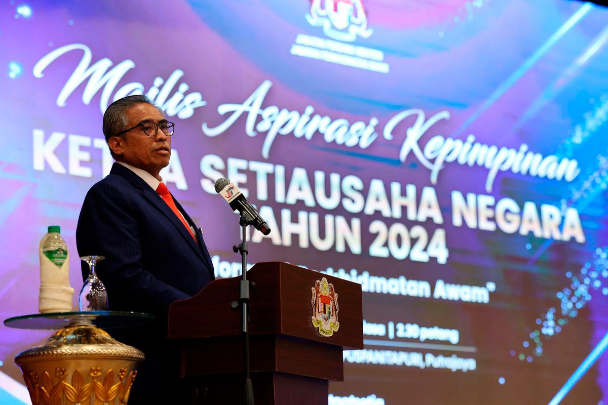 Ketua Setiausaha Negara Tan Sri Shamsul Azri Abu Bakar - BERNAMA