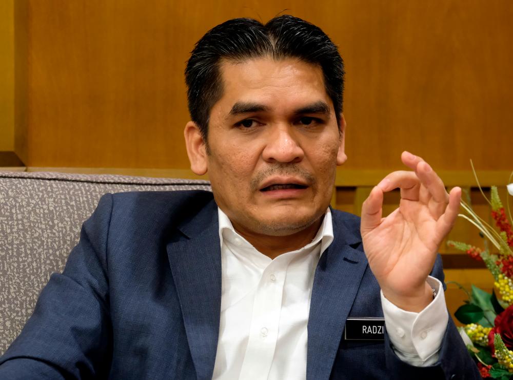 MOE implements legalisation process of school land to ease future planning: Radzi