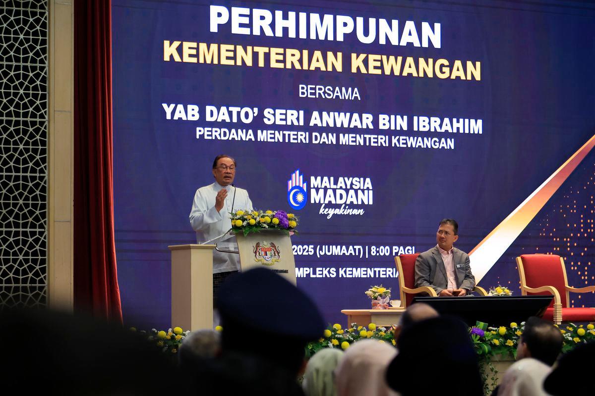 Perdana Menteri merangkap Menteri Kewangan Datuk Seri Anwar Ibrahim-BERNAMA