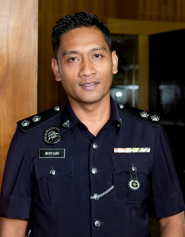 Inspector Mohd Husyairi Musa finished testifying at the public hearing session of the Royal Commission of Inquiry (RCI) on the discovery of temporary settlement camps and graves at Wang Kelian, Perlis at Gemilang Hall, Complex D, Ministry of Home Affairs (KDN), on April 26, 2019. — Bernama