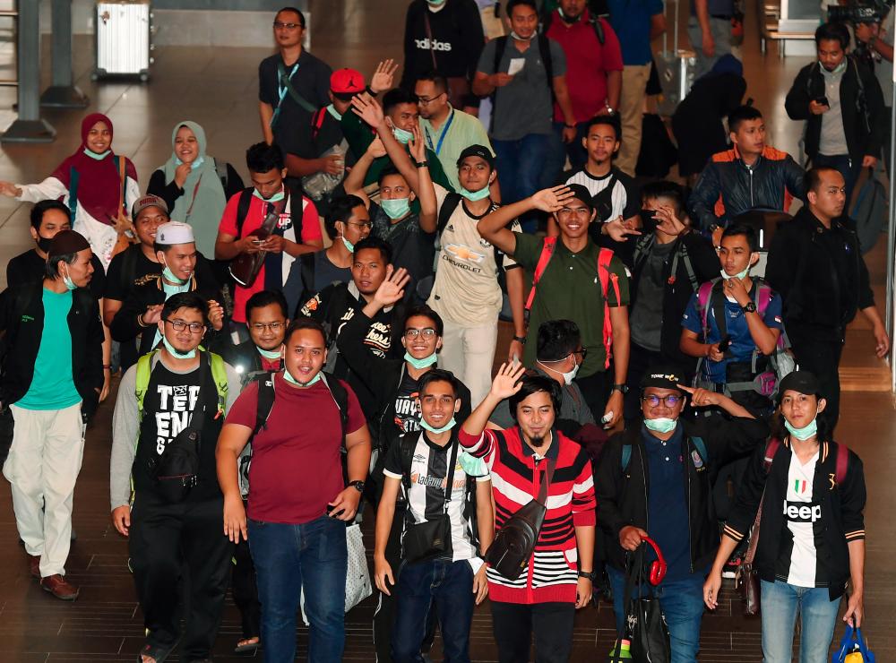 A group of 47 Malaysian students from Riau, Indonesia arrived at klia2 today as part of an evacuation process following the declaration of a haze emergency in Indonesia. - Bernama