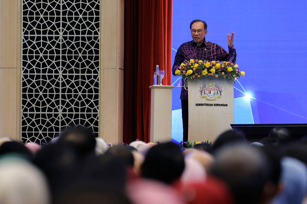 Perdana Menteri Datuk Seri Anwar Ibrahim - FotoBernama