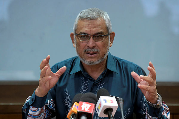 Court allows postponement of RM80,000 payment to Khalid Samad