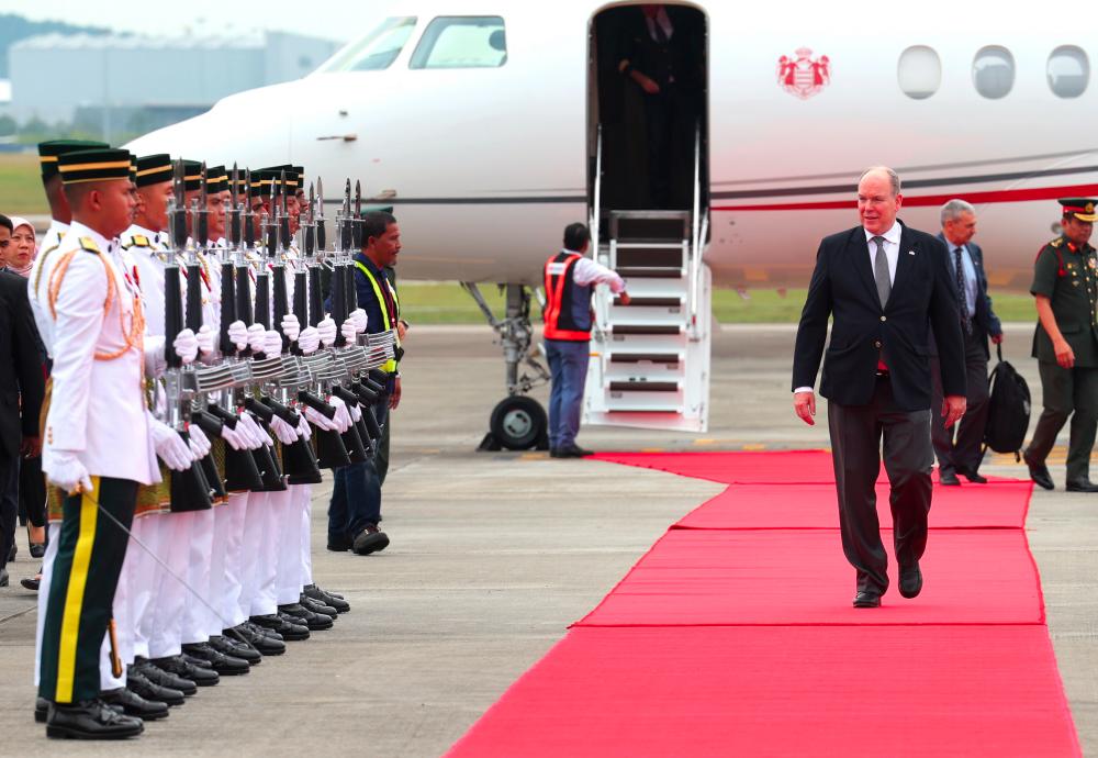 Prince of Monaco, Prince Albert II, arrives at the Bunga Raya Complex of the Kuala Lumpur International Airport (KLIA) today to begin his four-day inaugural state visit to Malaysia on Nov 26 2023. - BERNAMAPIX