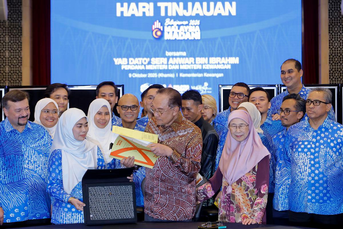 Prime Minister Datuk Seri Anwar Ibrahim - BERNAMA