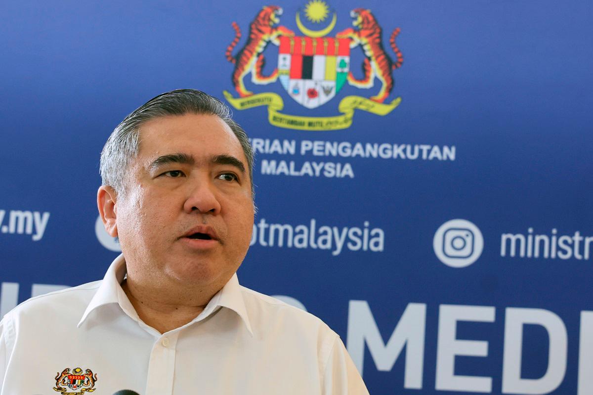 Menteri Pengangkutan Anthony Loke. - fotoBERNAMA