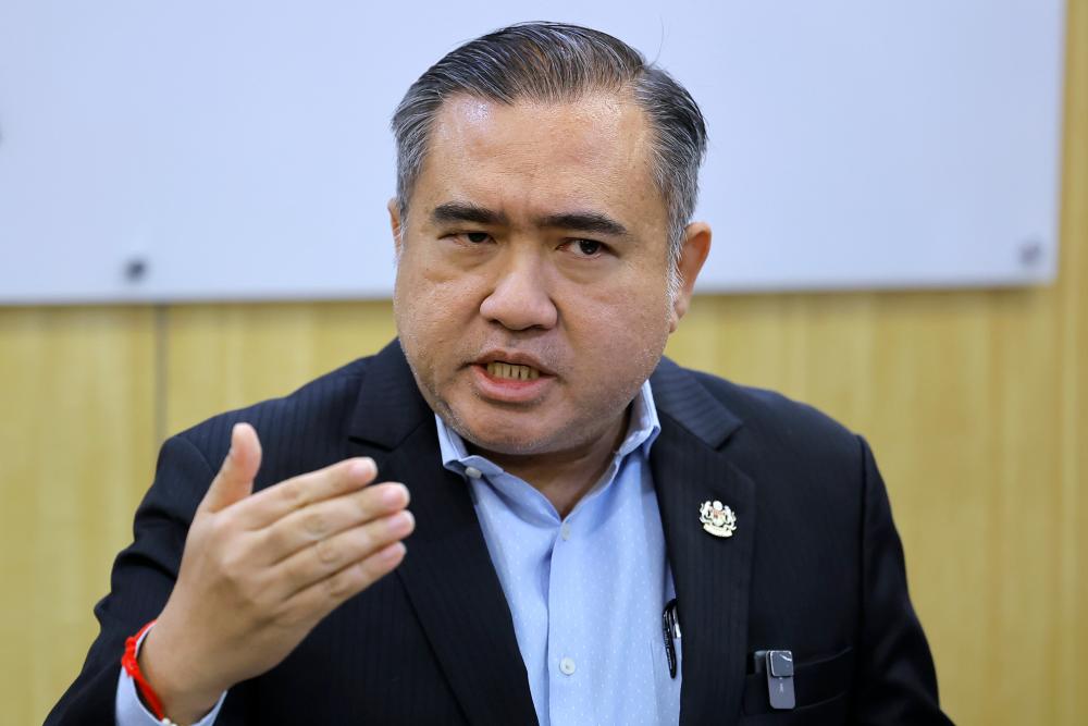 Menteri Pengangkutan Anthony Loke - fotoBERNAMA