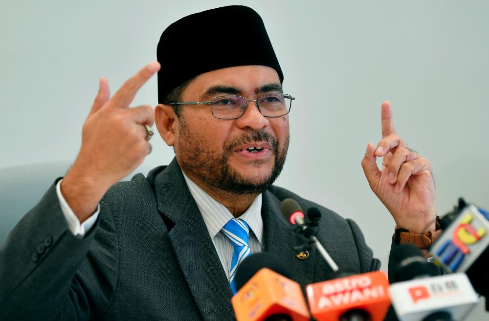 Datuk Seri Dr. Mujahid bin Yusof — Bernama