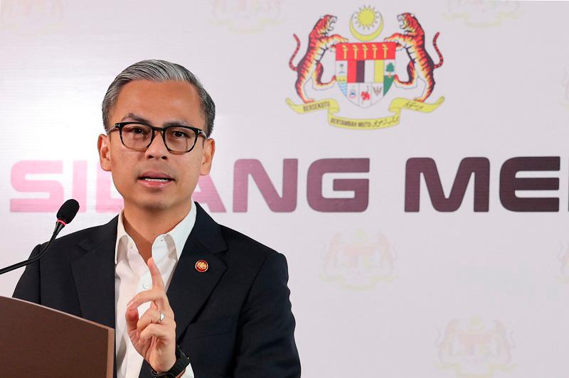 Menteri Komunikasi Datuk Fahmi Fadzil. - fotoBERNAMA