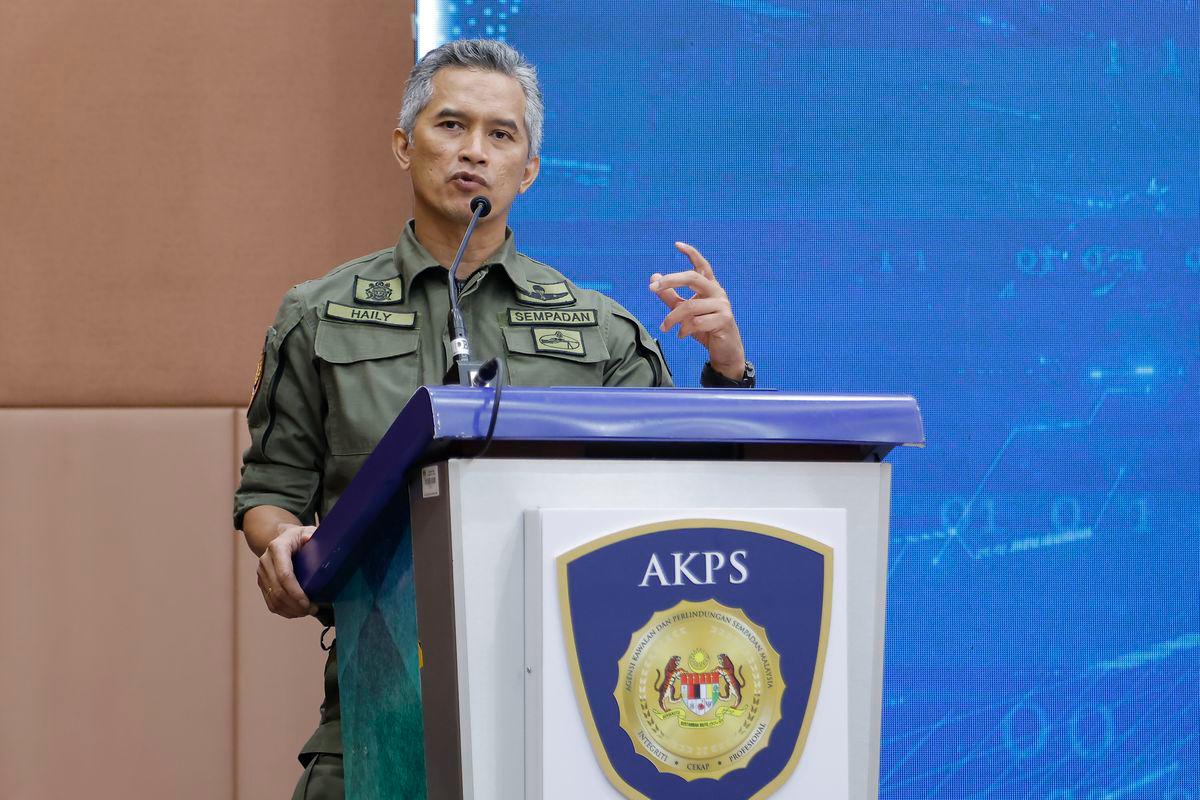 AKPS director-general Datuk Seri Mohd Shuhaily Mohd Zain - BERNAMAPIX