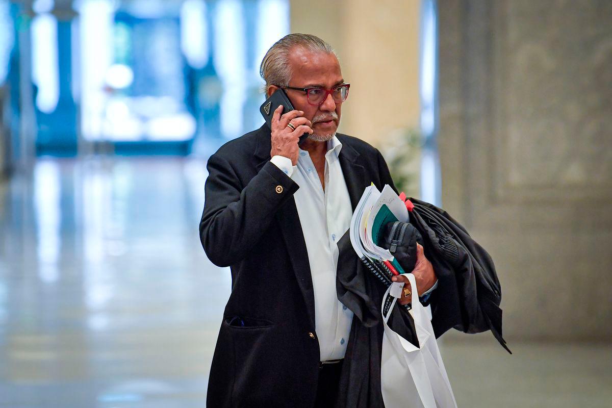Lawyer Tan Sri Muhammad Shafee Abdullah - BERNAMApix