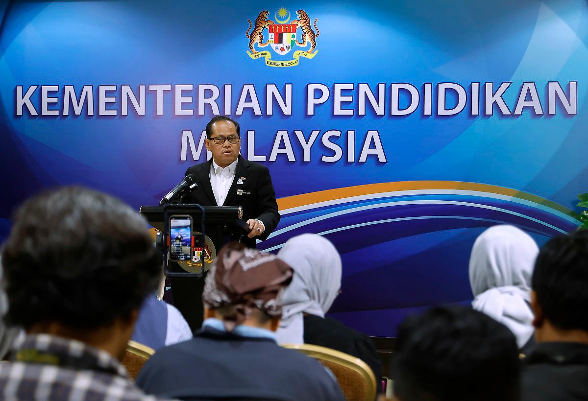 - fotoBERNAMA