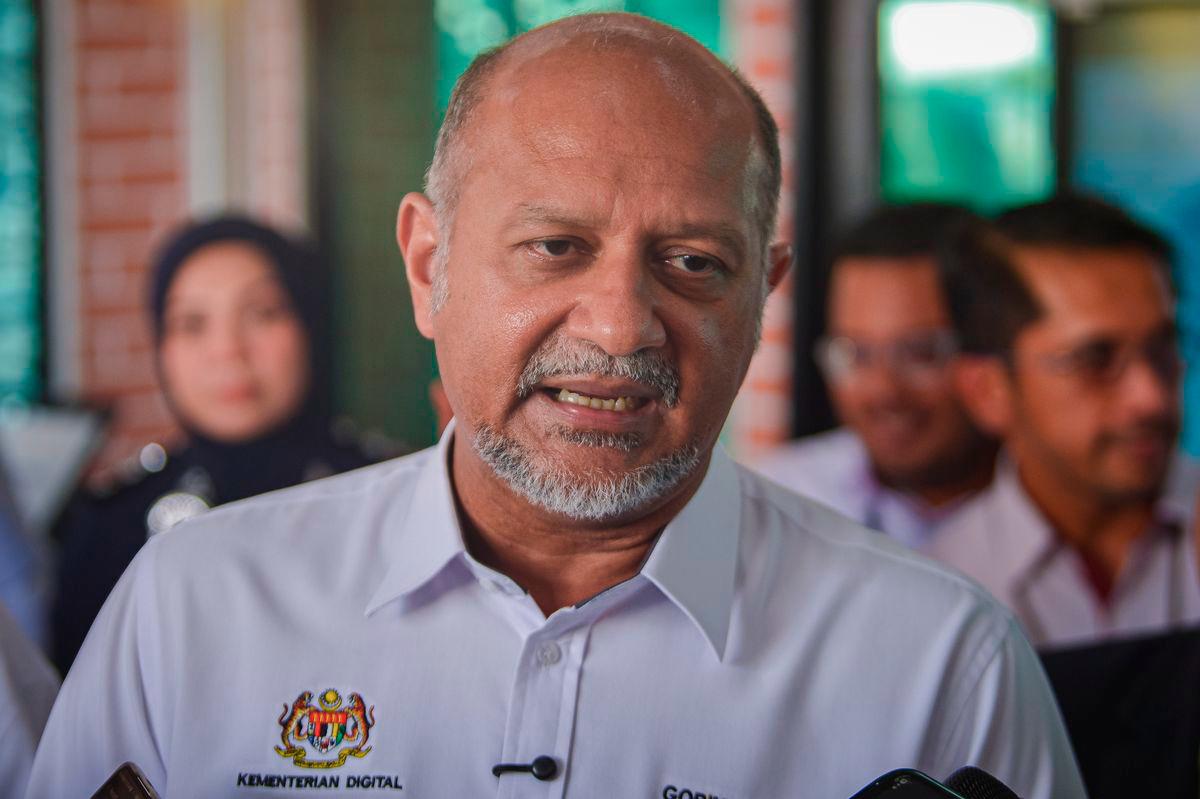 Digital Minister Gobind Singh Deo speaks to reporters after the Launch Ceremony of the CyberSecurity Malaysia Vehicle Forensics Lab at Menara Cyber Axis today. – BERNAMA