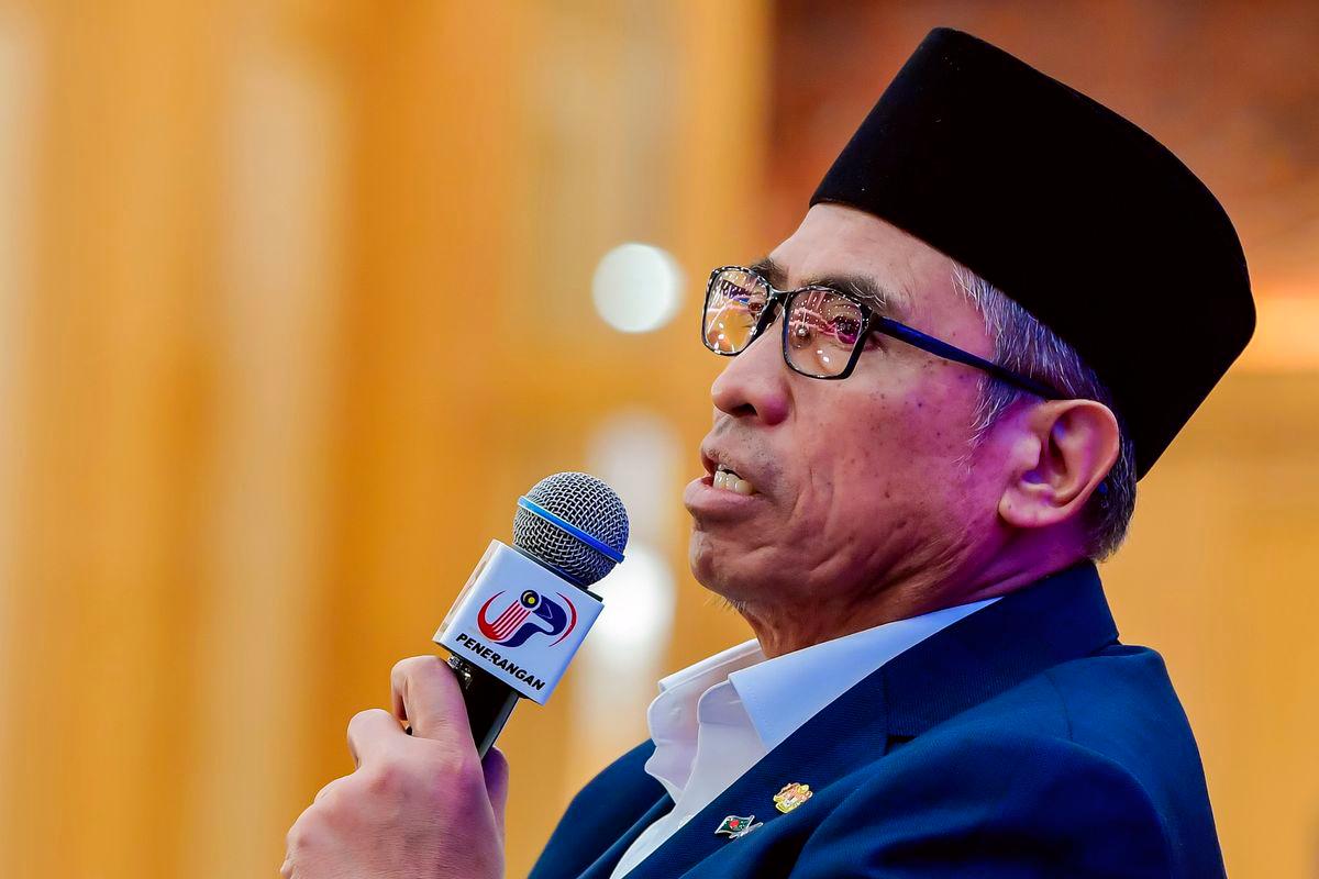 Ketua Setiausaha Negara Tan Sri Shamsul Azri Abu Bakar pada Sesi Reformasi Satu Kemestian Bersama KSN Sempena Setahun Reformasi Perkhidmatan Awam di Puspanitapuri hari ini.- fotoBERNAMA