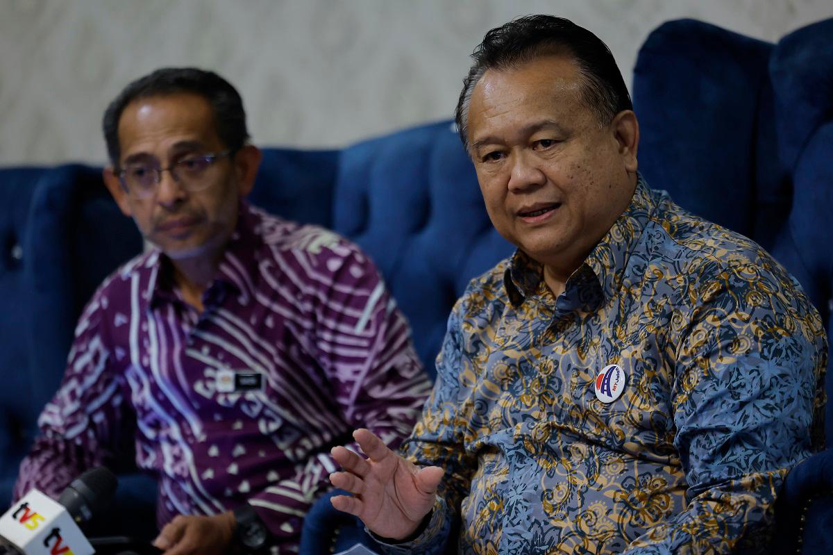 - fotoBERNAMA