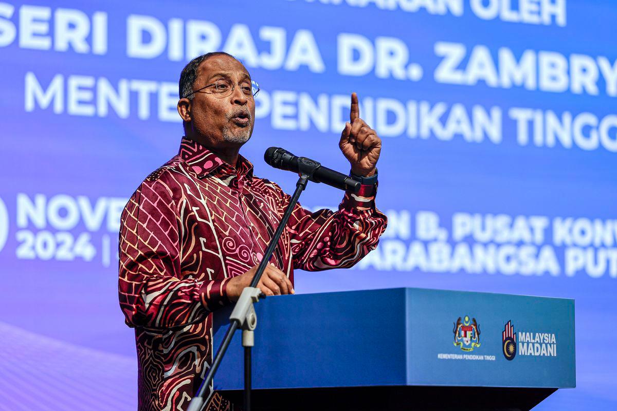 Minister of Higher Education Datuk Seri Zambry Abdul Kadir - BERNAMAPIX