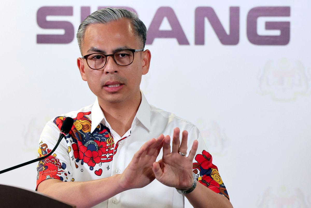 Communications Minister and Unity Government spokesperson Datuk Fahmi Fadzil speaks at the weekly Cabinet press conference at Menara Komunikasi today. - BERNAMAPIX