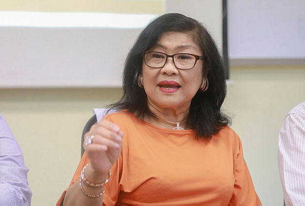 Former minister Tan Sri Rafidah Aziz. — Sunpix by Amirul Syafiq Mohd Din