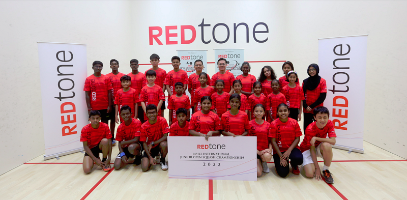 $!REDtone Group CEO Lau Bik Soon, SRAFTKL president and organising committee chairman Steven Kwan along with part of the KL team.