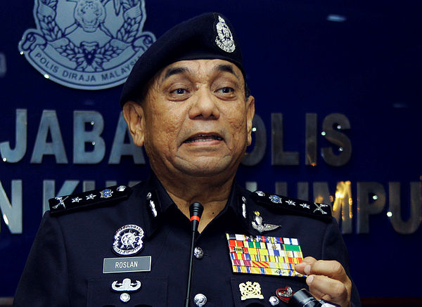 KL city acting police chief DCP Roslan Bek Ahmad speaks at a press conference at the Kuala Lumpur police headquarters on Aug 8, 2019. — Bernama