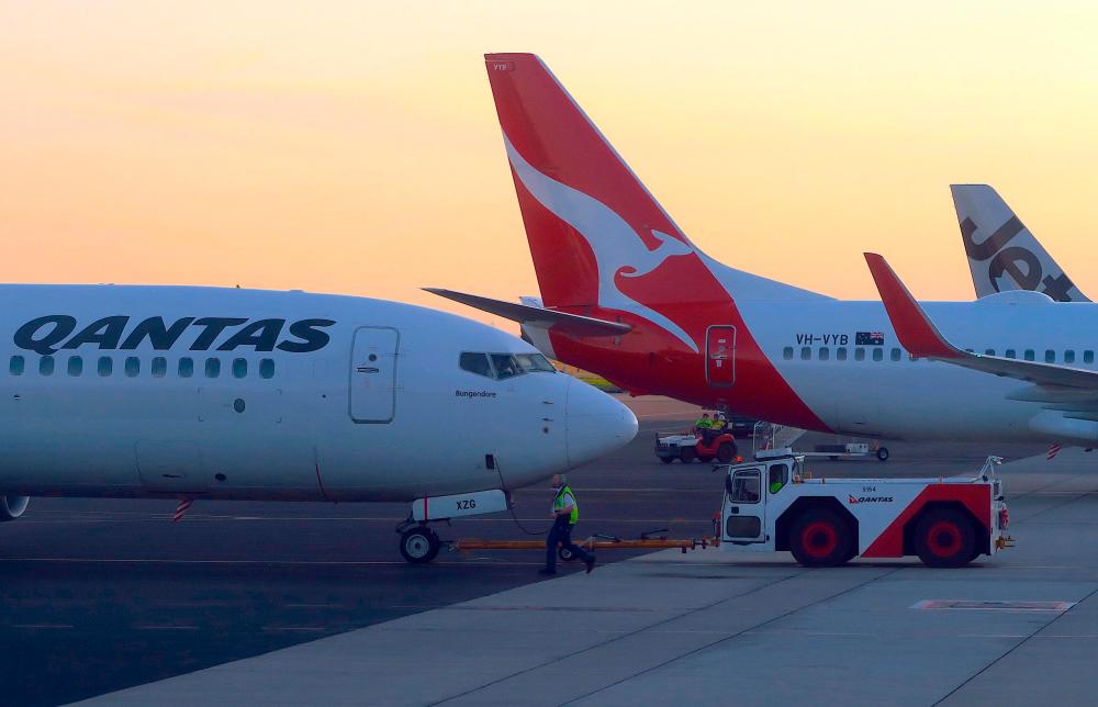 Australian airline Qantas to cut all international flights