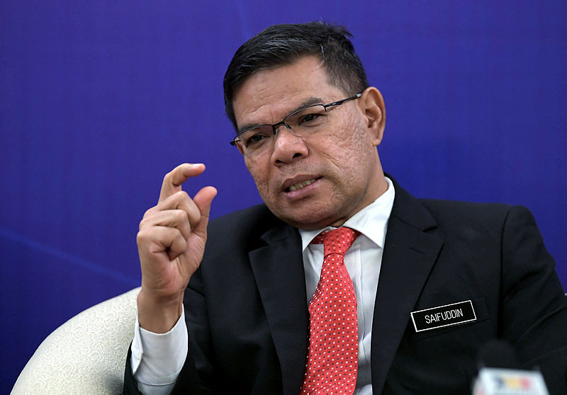 Cabinet yet to decide on the removal of RON95 price cap: Saifuddin