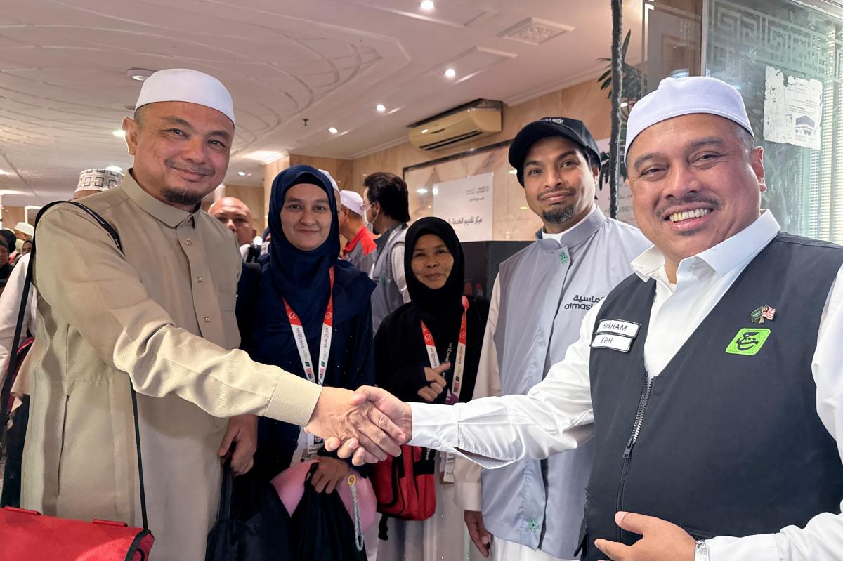 TH hargai khidmat bakti 385 Sahabat Maktab