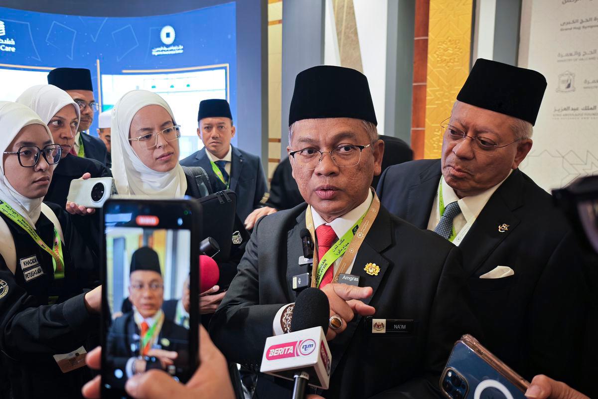 Minister in the Prime Minister’s Department (Religious Affairs) Datuk Dr Mohd Na’im Mokhtar - BERNAMApix