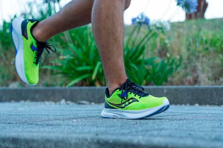 $!The Saucony Ride 15 is an easy-to-wear shoe that provides a pleasant ride and comes in a wide range of sizes. – RUNREPEAT
