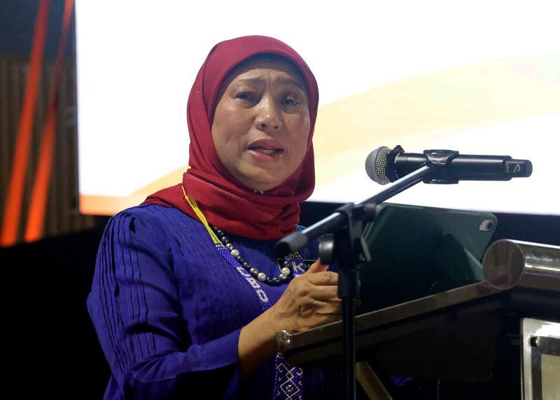 Menteri Pembangunan Wanita, Keluarga dan Masyarakat Datuk Seri Nancy Shukri - fotoBERNAMA