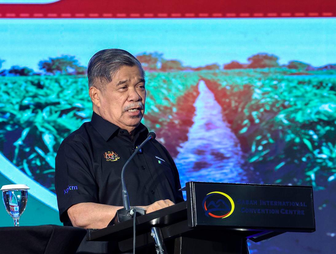 Minister of Agriculture and Food Security Datuk Seri Mohamad Sabu - Photo by BERNAMA