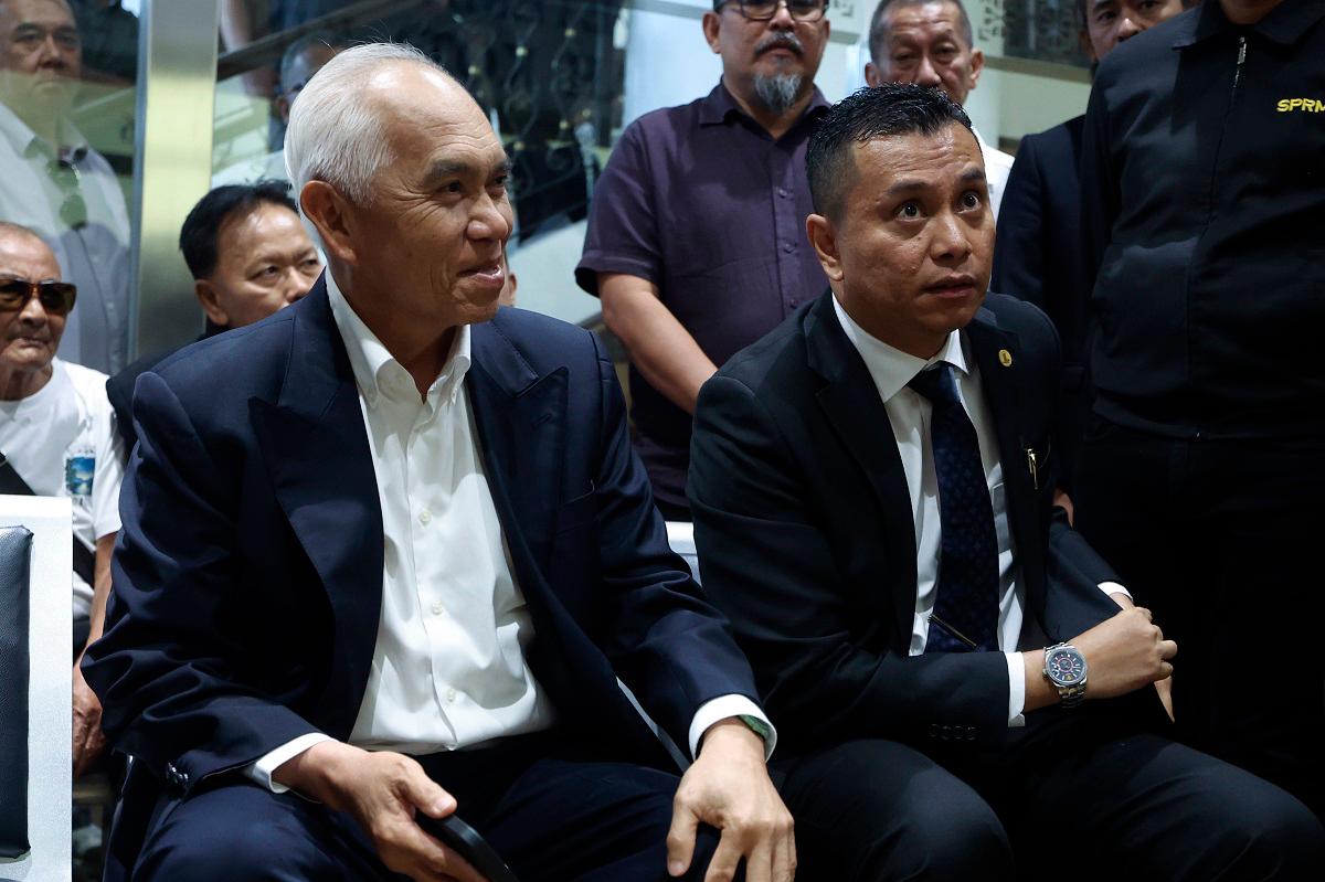 - fotoBERNAMA