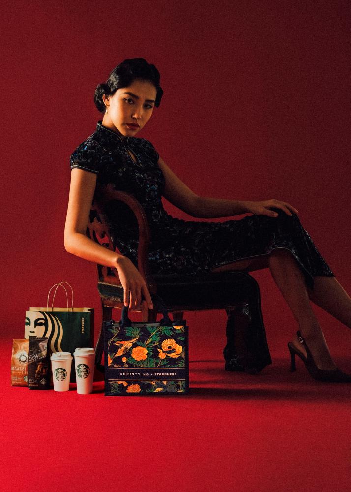Famed local designer Christy Ng’s collaboration with Starbucks offers consumers a number of stylish new festive delights.