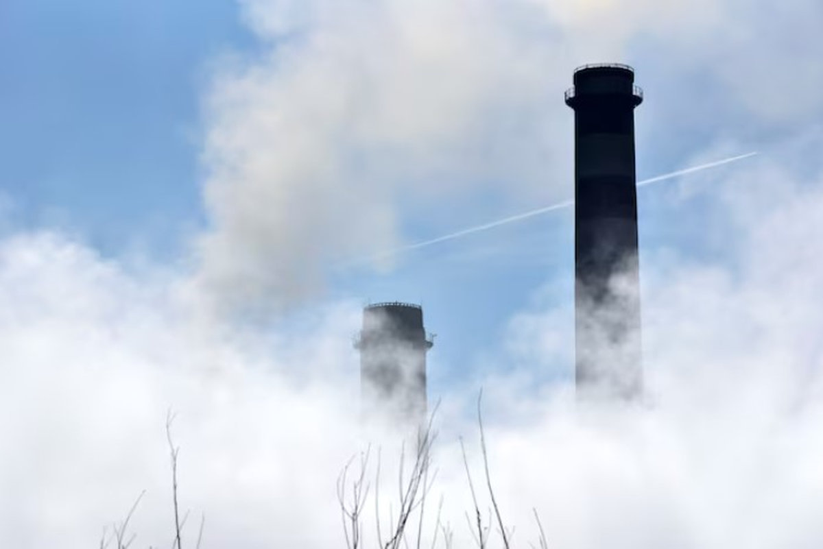 A general view of a power plant north of Kosovo’s capital, Pristina, near the town of Obilic, Kosovo, October 27, 2021. Picture taken October 27, 2021. - REUTERS