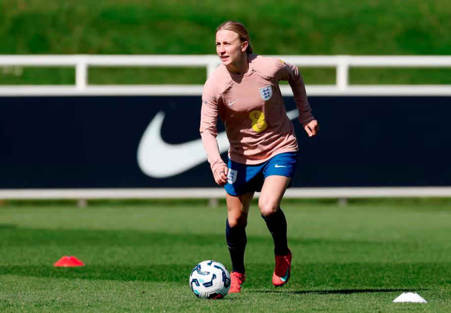 Football - Women’s Nations League - England Training - St. George’s Park, Burton upon Trent, Britain - April 1, 2025 England’s Aggie Beever Jones during training Action Images via REUTERSPIX