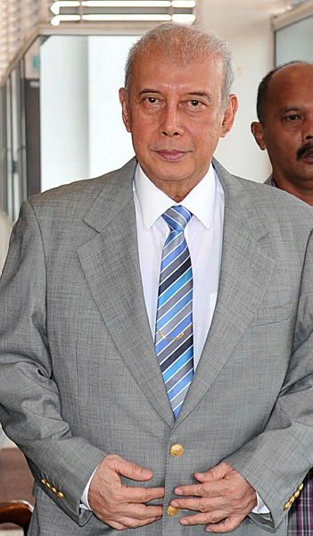 Former Malacca chief minister Tan Sri Abdul Rahim Thamby Chik. — Bernama
