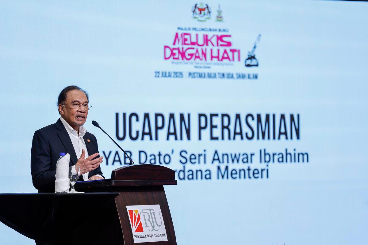 Perdana Menteri Datuk Seri Anwar Ibrahim - FotoBernama