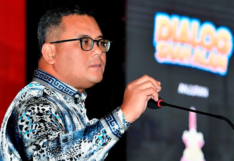 Selangor Menteri Besar Datuk Seri Amirudin Shari - fotoBERNAMA