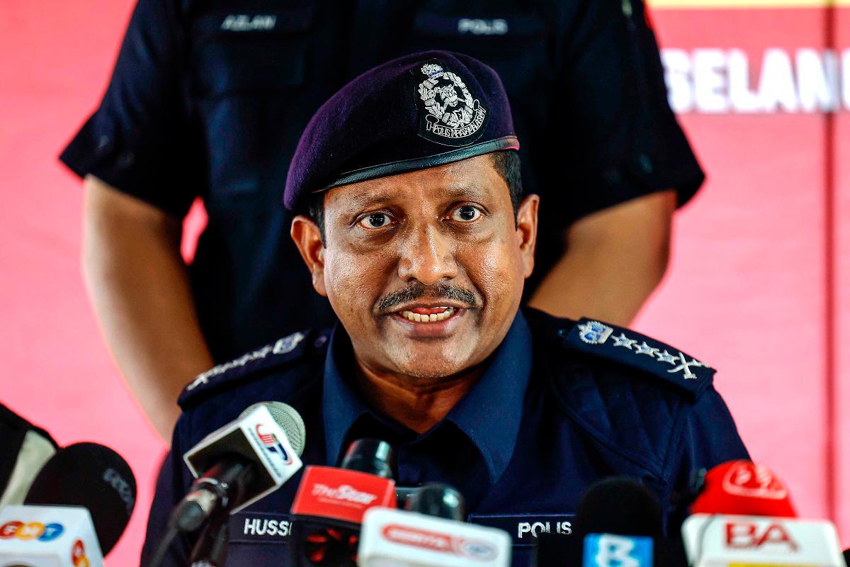Selangor police chief, Datuk Hussein Omar Khan. - BERNAMApix
