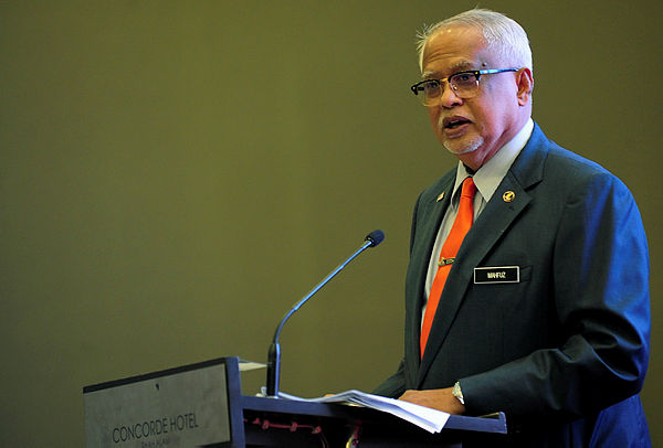 Foreign workers must register under EIS from Jan 1: Mahfuz
