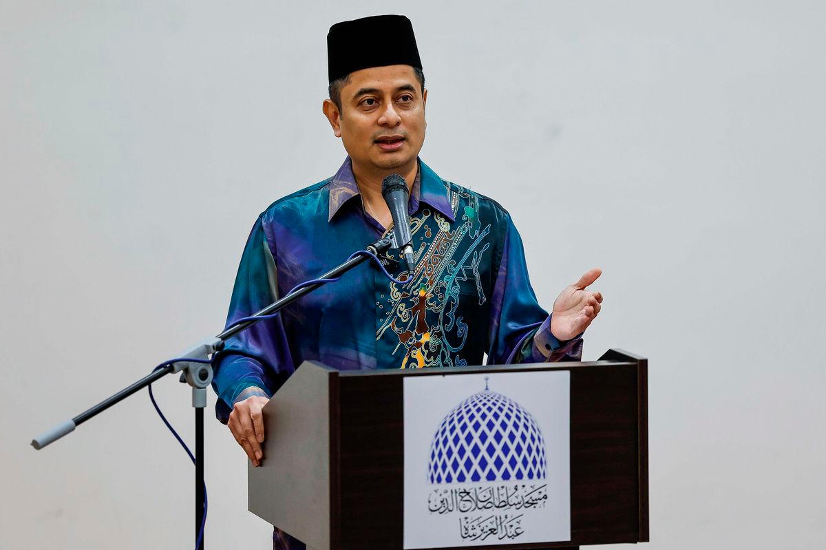 Selangor Islamic Religious Affairs and Cultural Innovation Committee chairman Dr Mohammad Fahmi Ngah - Photo by BERNAMA