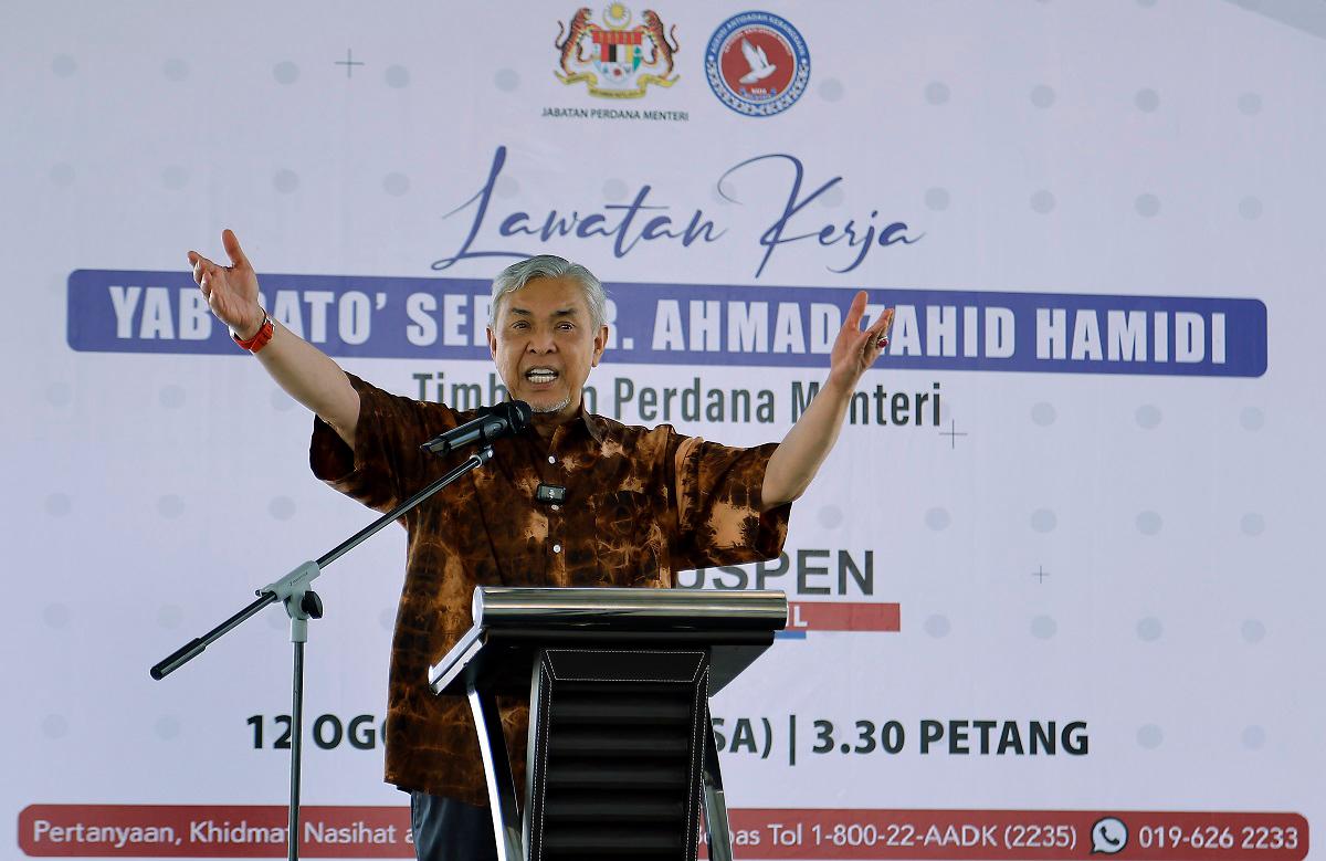 - fotoBERNAMA