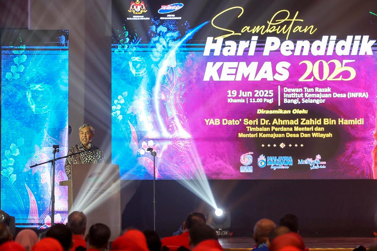 - fotoBERNAMA