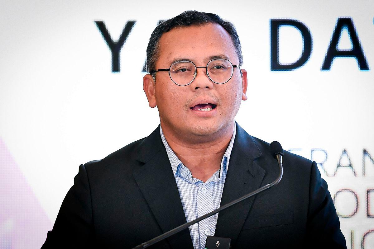 Menteri Besar Datuk Seri Amirudin Shari - Photo by BERNAMA