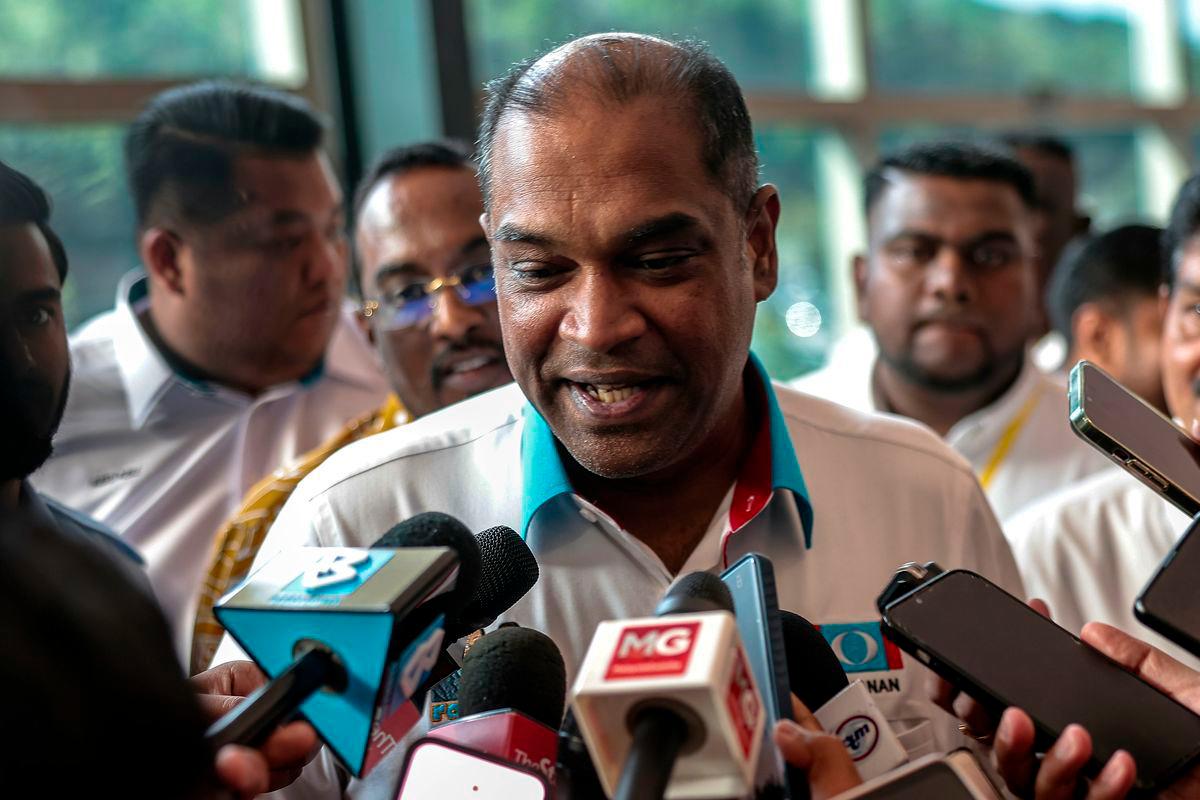 Deputy Minister Datuk Seri R. Ramanan - Bernamapix