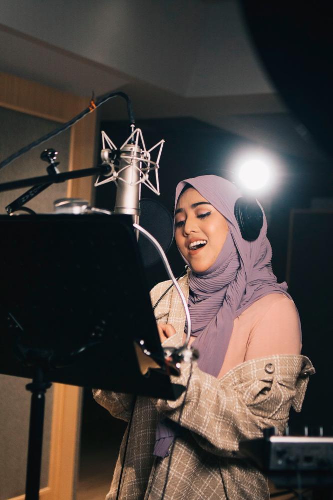 Shila Amzah.