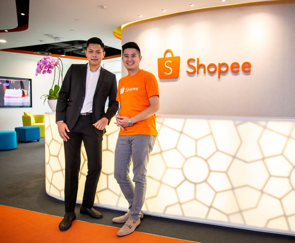 Chin (left) with Shopee’s Regional Managing Director Ian Ho.
