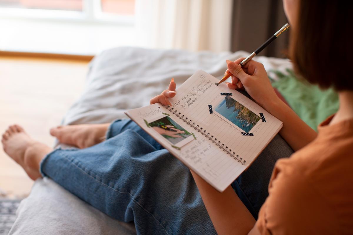 Journalling creates a quiet pause in the noise of everyday life, where clarity often emerges. $!Journalling creates a quiet pause in the noise of everyday life, where clarity often emerges.