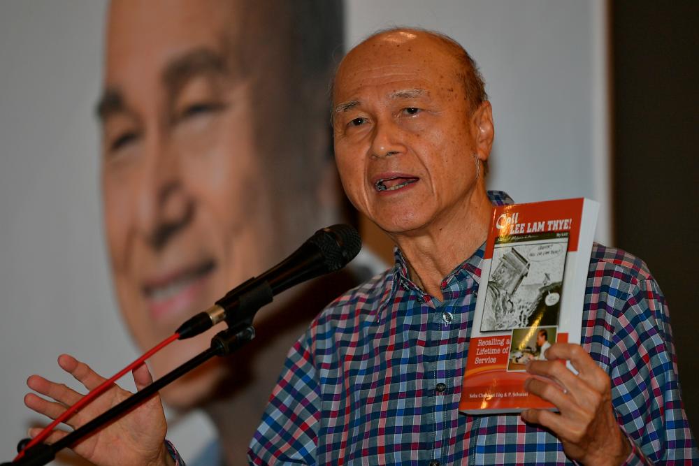 KUCHING, 2 August -- Social activist, Tan Sri Lee Lam Thye spoke at the Biographical Book Signing Ceremony “Call Lee Lam Thye: Recalling a Lifetime of Service” here today. BERNAMAPIX